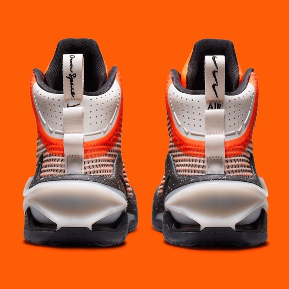 NWOB Nike Air Zoom GT Jump Orange Black - Picture 8 of 8
